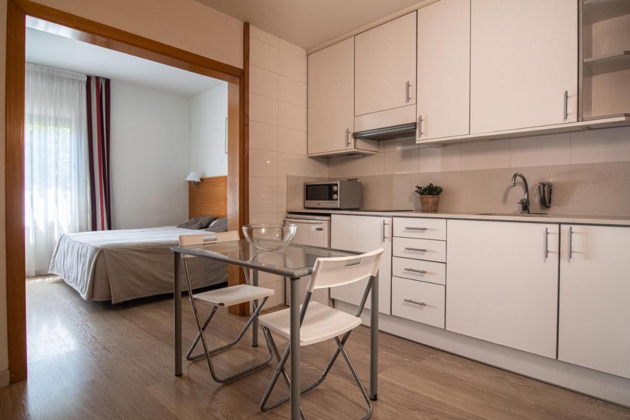 Apartamentos Atica Barselona Dış mekan fotoğraf